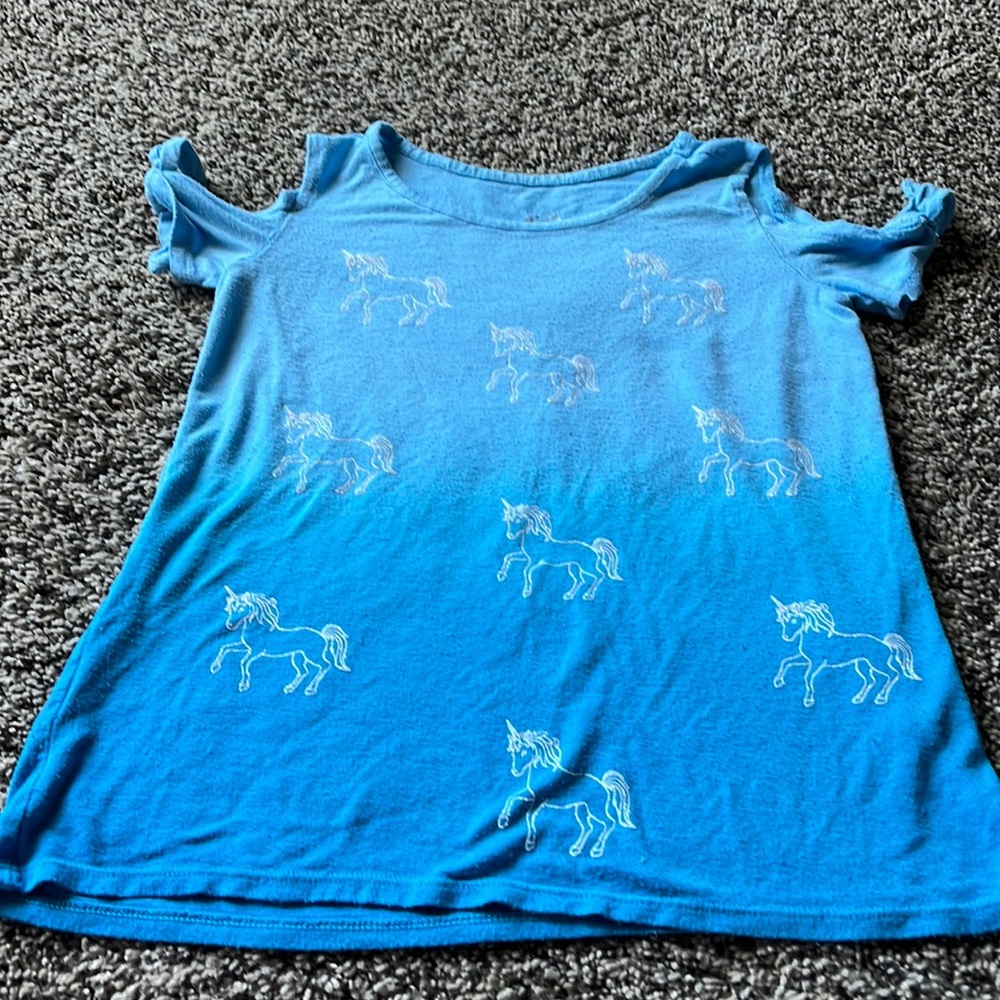 Justice shirt. Size 6/7